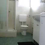 Apartment Rube 2 Fuer 4 Personen By Interhome Primošten