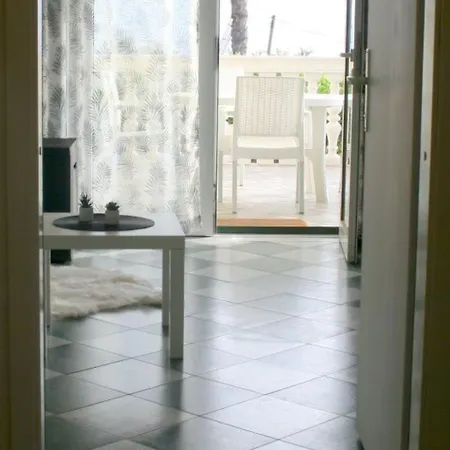 Rube 2 Fuer 4 Personen By Interhome דירה *