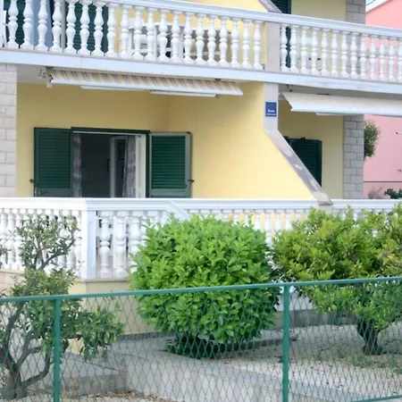 דירה Rube 2 Fuer 4 Personen By Interhome