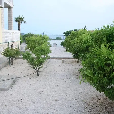 Rube 2 Fuer 4 Personen By Interhome Apartment