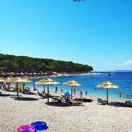 Apartment Rube 2 Fuer 4 Personen By Interhome